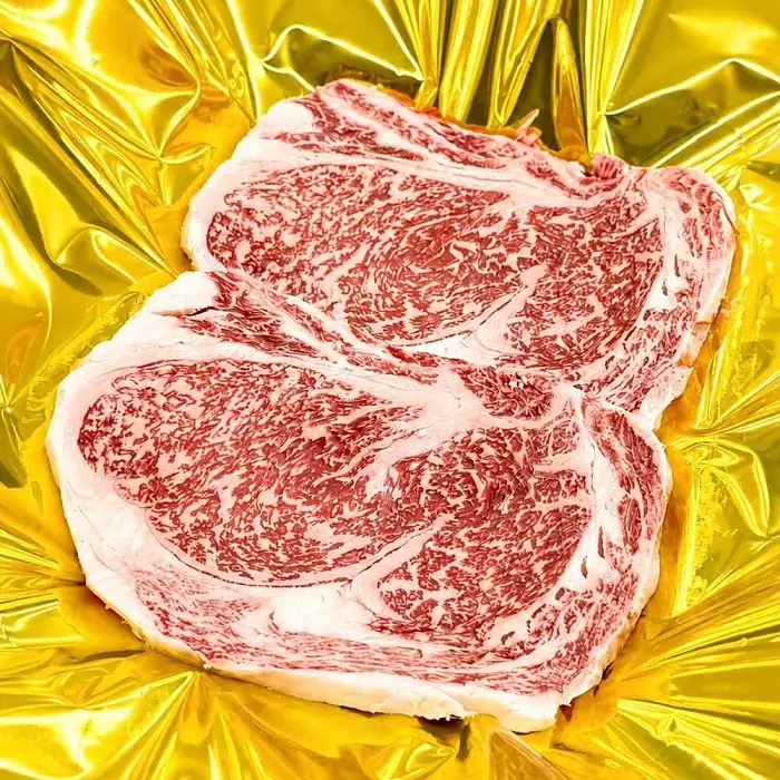 （冷凍）松阪牛ロースステーキ200ｇ×2枚　ギフト箱入り B-159 ／ 瀬古食品 ふるさと納税 牛肉 松阪肉 ステーキ 名産 ブランド 霜ふり本舗 三重県 大紀町