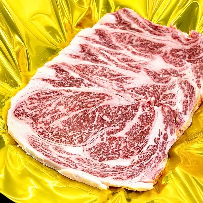 （冷凍）松阪牛ロースステーキ200ｇ×4枚　ギフト箱入り B-161 ／ 瀬古食品 ふるさと納税 牛肉 松阪肉 ステーキ 名産 ブランド 霜ふり本舗 三重県 大紀町