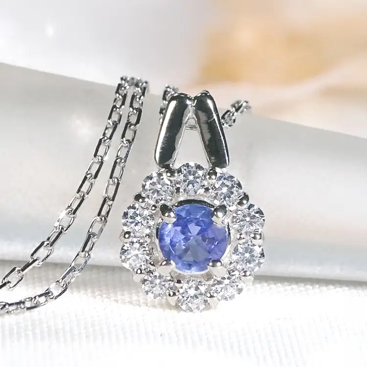 ネックレス プラチナ PT900 タンザナイト 取り巻き ダイヤモンド 0.2ct フラワー ペンダント 【f218-ta-pt】