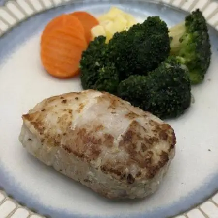 Judo’s Cook　東の匠SPF豚肉巻き生ハンバーグ120g×4個【配送不可地域：離島】【1741359】