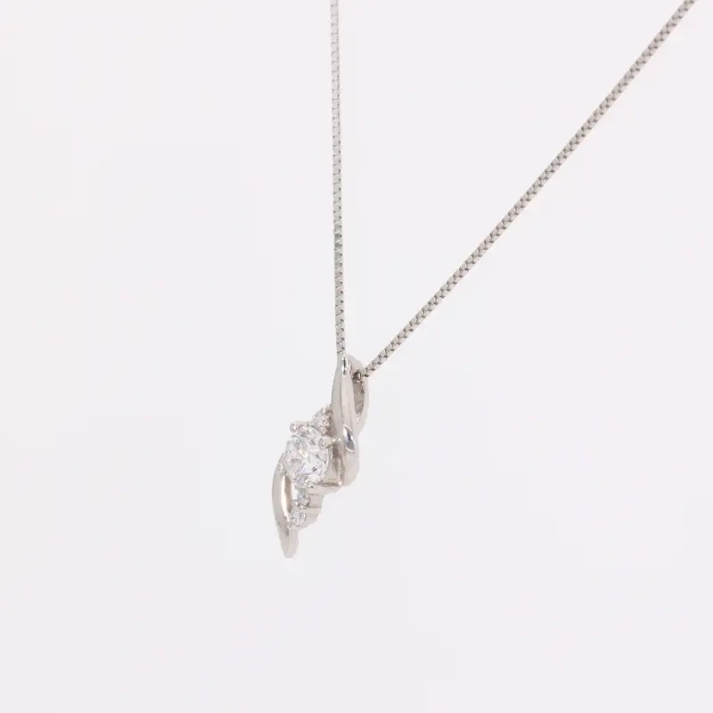 プラチナ900 ネックレス ダイヤモンド 中石 0.2ct up 脇石0.02ct EJ-110