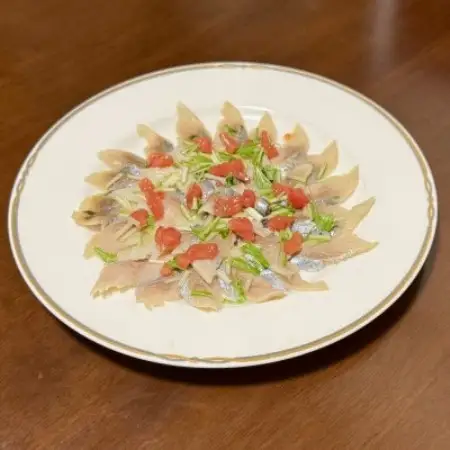 あと一口が止まらない、爽やかな味わい♪ ニシンのワインマリネ 500g×1パック【配送不可地域：離島】【1744781】