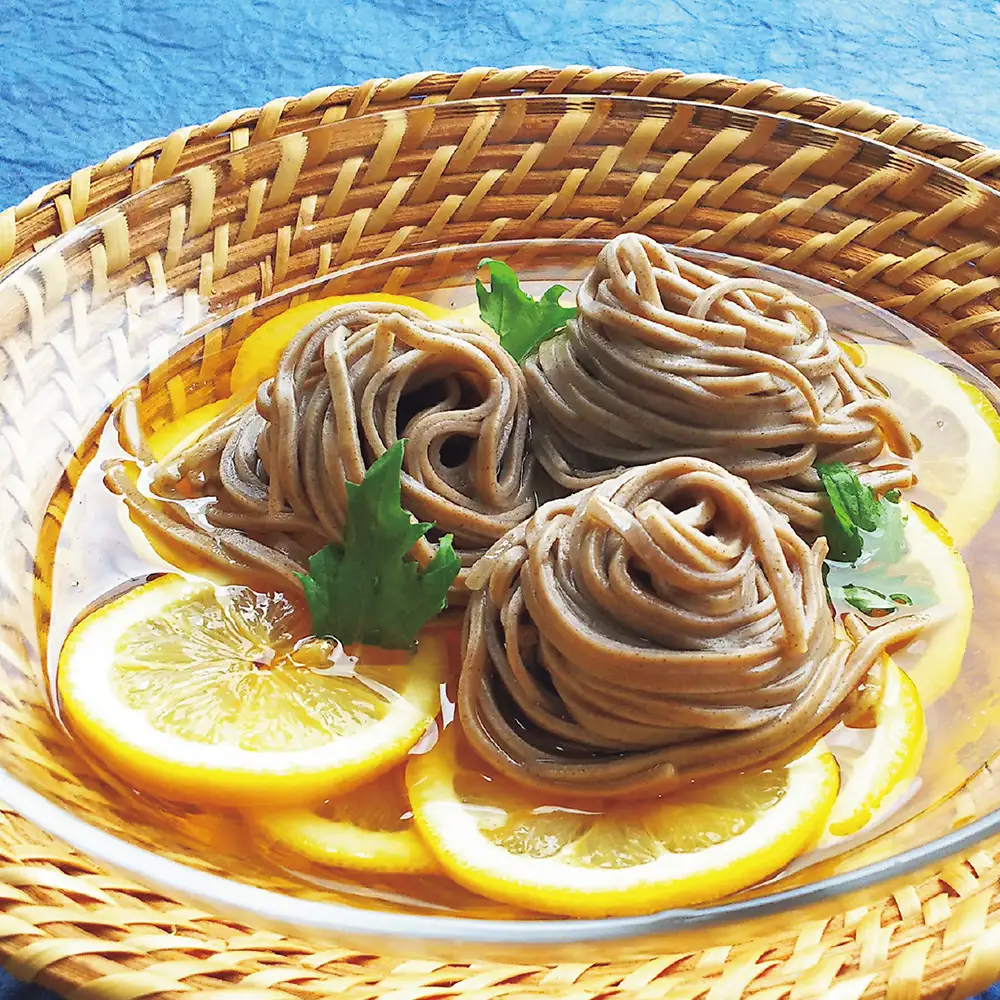 ＜期間限定＞ 出石そば ぶっかけ檸檬 そば 夏季限定 半なま つゆ付き レモン果汁＆天かす付き 6人前（3セット） 田中屋食品 受賞歴多数 国内製造 蕎麦 ソバ 麺類 伝統 但馬 豊岡 【冷たいおそばにレモンの酸味がさっぱり】