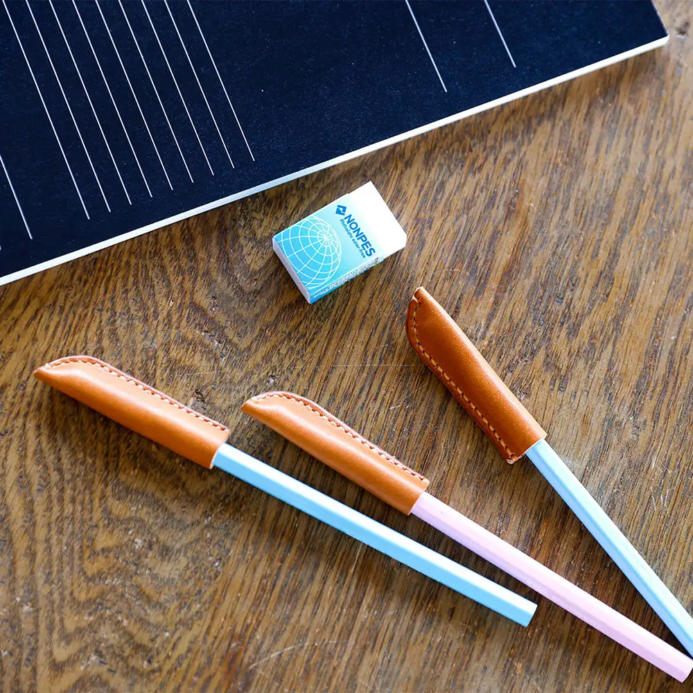栃木レザー えんぴつキャップ 3個 セット 日本製 本革 キャメル ペン先保護 芯折れ防止 外れにくい コンパクト ミニサイズ 文房具 高級感 学生 ビジネス 革小物 経年変化 ギフト