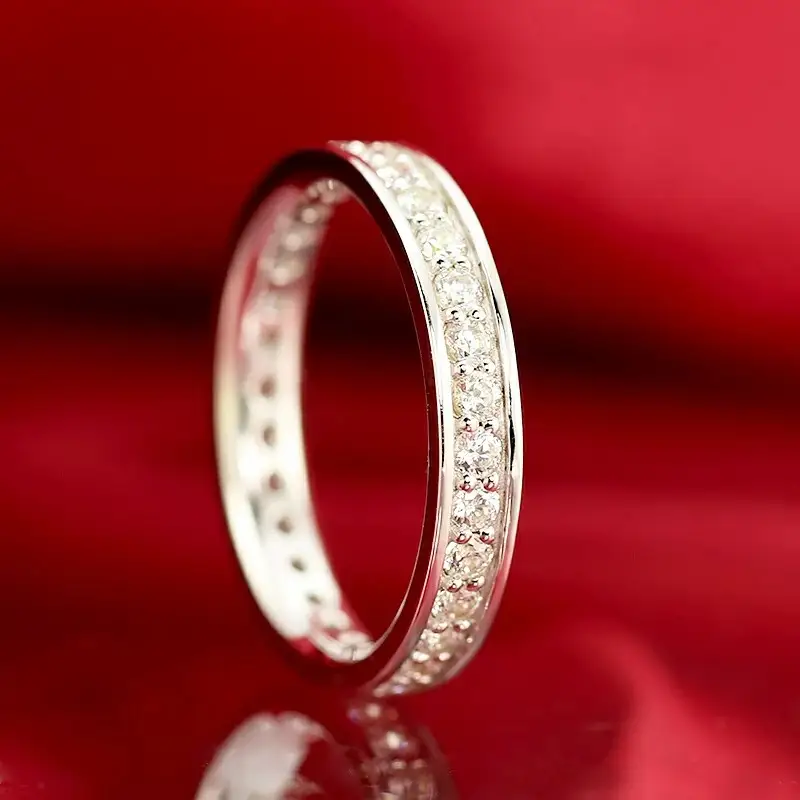 Pt950　0.70ct　ダイヤモンド　フルエタニティリング-R0091