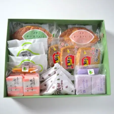 遠野銘菓詰め合わせ 六種八味セット(明がらす、ぶどう飴、焼菓子、遠野銘菓)岩手県遠野市 竹林堂【1740110】
