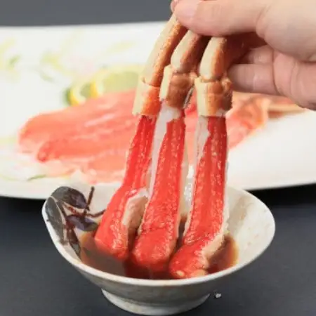 本ずわい蟹 贅沢三昧セット(ポーション・爪・爪下)1.5kg　カット済み　鍋・かにしゃぶにピッタリ!【配送不可地域：離島】【1750916】