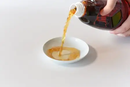 【万能のかけ醤油】根昆布入り酢しょうゆ 2本（1L）（家庭用）