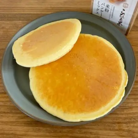 【米粉パンケーキミックス】300g×4袋　グルテンフリー　特別栽培『ミズホチカラ』『笑みたわわ』使用【配送不可地域：離島】【1746615】