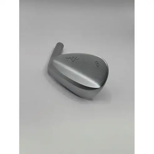 【福岡市】Abi Wedge ホワイトクロムメッキ58°　シャフト フジクラTRAVIL（105S）女性クラフトマンの阿比留俊子　設計・デザイン