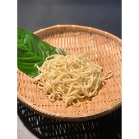 製麺所が作るとろとろ軟骨ソーキそばのセット(4人前)【配送不可地域：離島】【1722921】