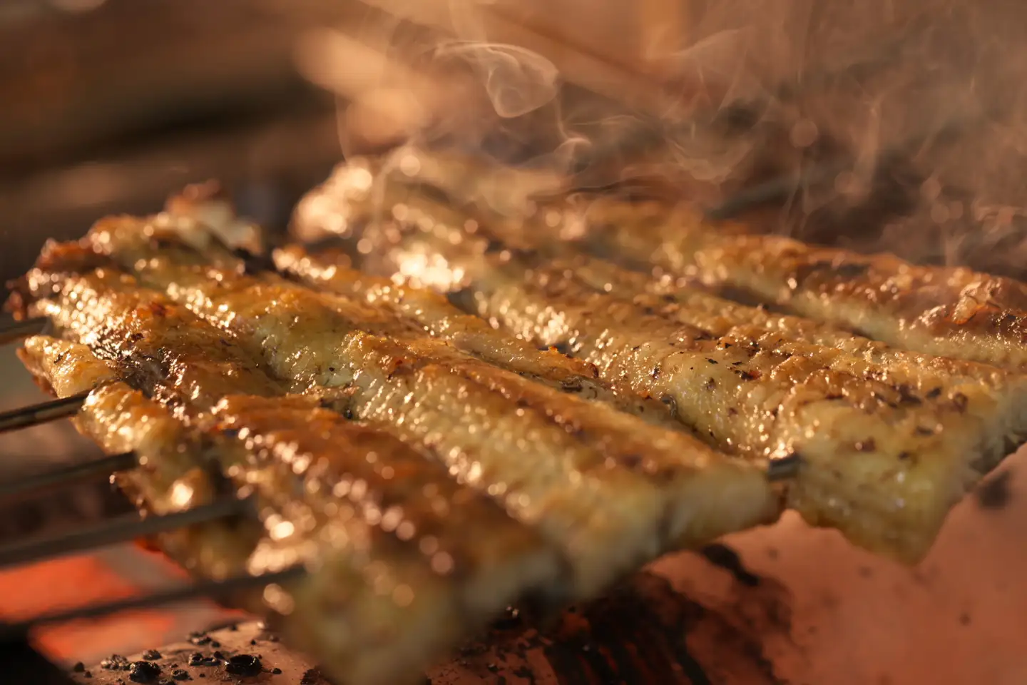 手焼き 三河一色産 めすうなぎ 蒲焼2尾(約400g)・A205