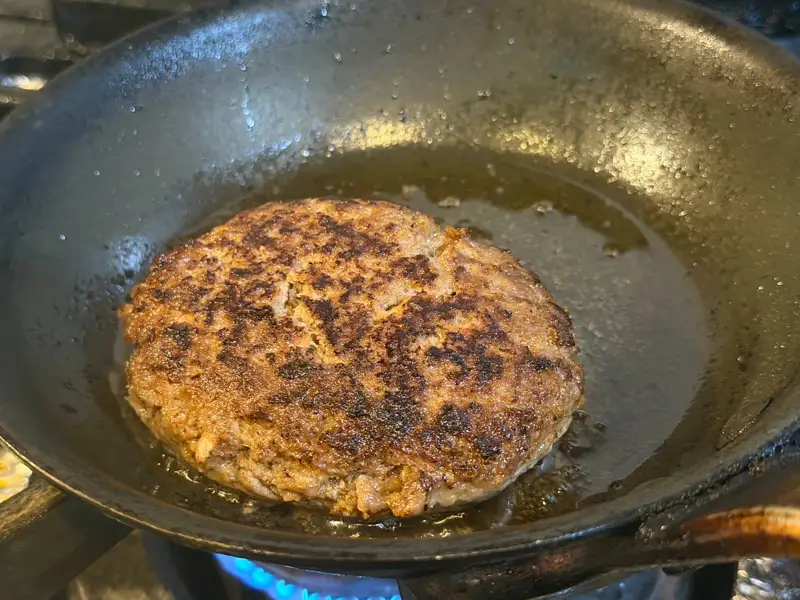 飲めるハンバーグ