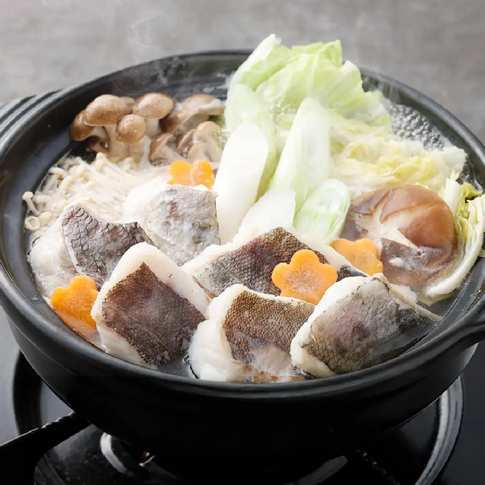 料理の手間を大幅カット！ 北海道産 真だら 骨なしフィレ切身 1kg 皮あり （ 約40g前後 ／ 個 ） 無塩 真鱈 タラ たら 鱈 骨なし 魚 魚介 魚介類 海鮮 冷凍 国産 おかず 切身