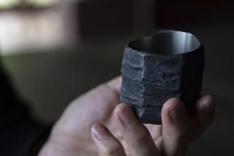 “ hikiZAN ”Premium Titanium Sake Vessel 1st model 【 日本酒 酒器 茨城県 日立市 】