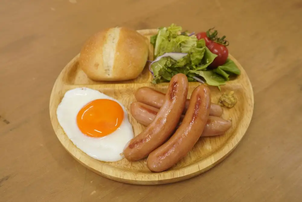  知多ポーク　にんにくソーセージ　1パック4本入り×5パック｜ウインナー にんにく 常滑市