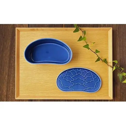 有田焼 ルリ釉 繭型蓋物 小【ARITAYAKI-STORE】食器 ハレの日 めでたい おもてなし おせち 高級食器 陶箱 ek067