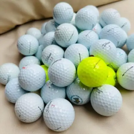 ロストボール30個　洗浄検品済み　タイトリストProV1/V1x　年代、カラー、品質混合【1749555】
