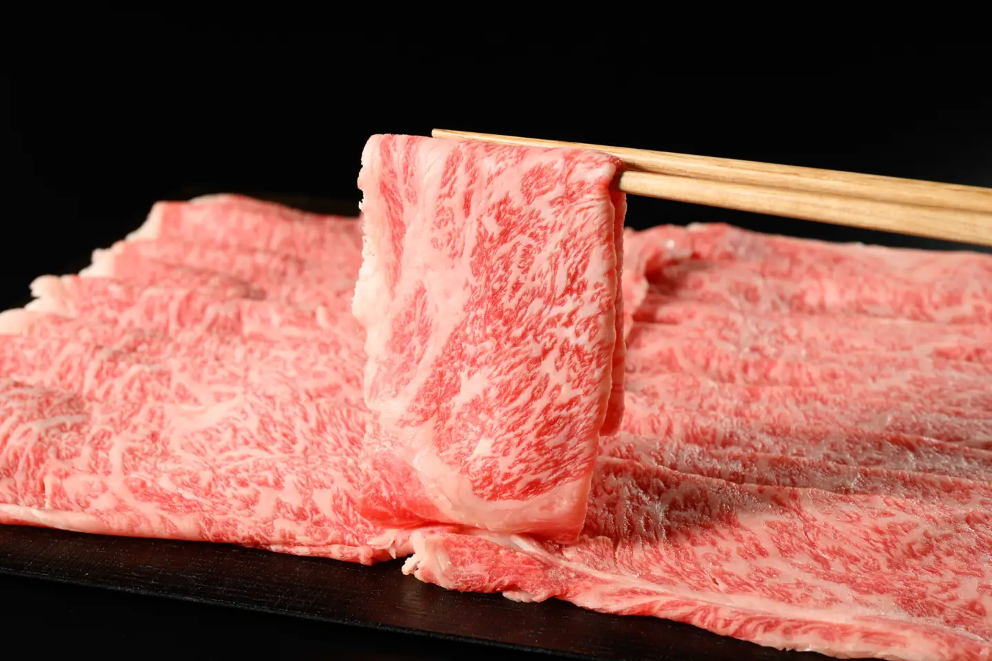 飛騨牛ロース・肩ロース スライスすきやき・しゃぶしゃぶ用 1.5㎏| 牛肉 肉 飛騨牛 和牛 国産 牛 ブランド牛 国産牛 ロース ロース肉 肩ロース すき焼き しゃぶしゃぶ ご褒美 贅沢 お取引せ グルメ 岐阜 瑞穂市 まるたか