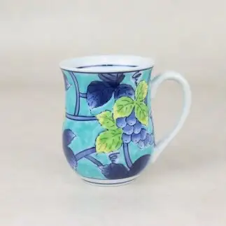 有田焼 染錦ぶどう 緑 マグカップ【大慶】うつわ 食器 器 コーヒー コップ 手描き ci075