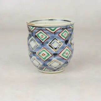 有田焼 染錦 菱紋千段湯呑【大慶】うつわ 器 食器 コップ ゆのみ 茶 手描き ci077