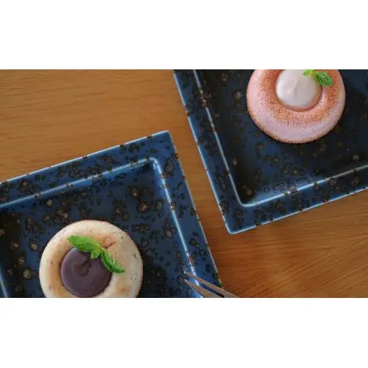有田焼 青銅 14cmリム正角プレート 2点 セット【金善製陶所】食器 器 うつわ プレート 取り皿 青 窯変 上品 おしゃれ do057