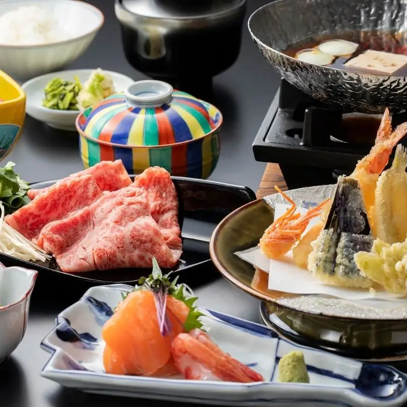 ホテル日航関西空港 和彩「花ざと」ペアお食事券（25,000円相当）