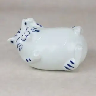 有田焼 笑いネコ 置物【大慶】 ねこ 猫 幸運 福 かわいい 玄関 商売繁盛 家内安全 ci084