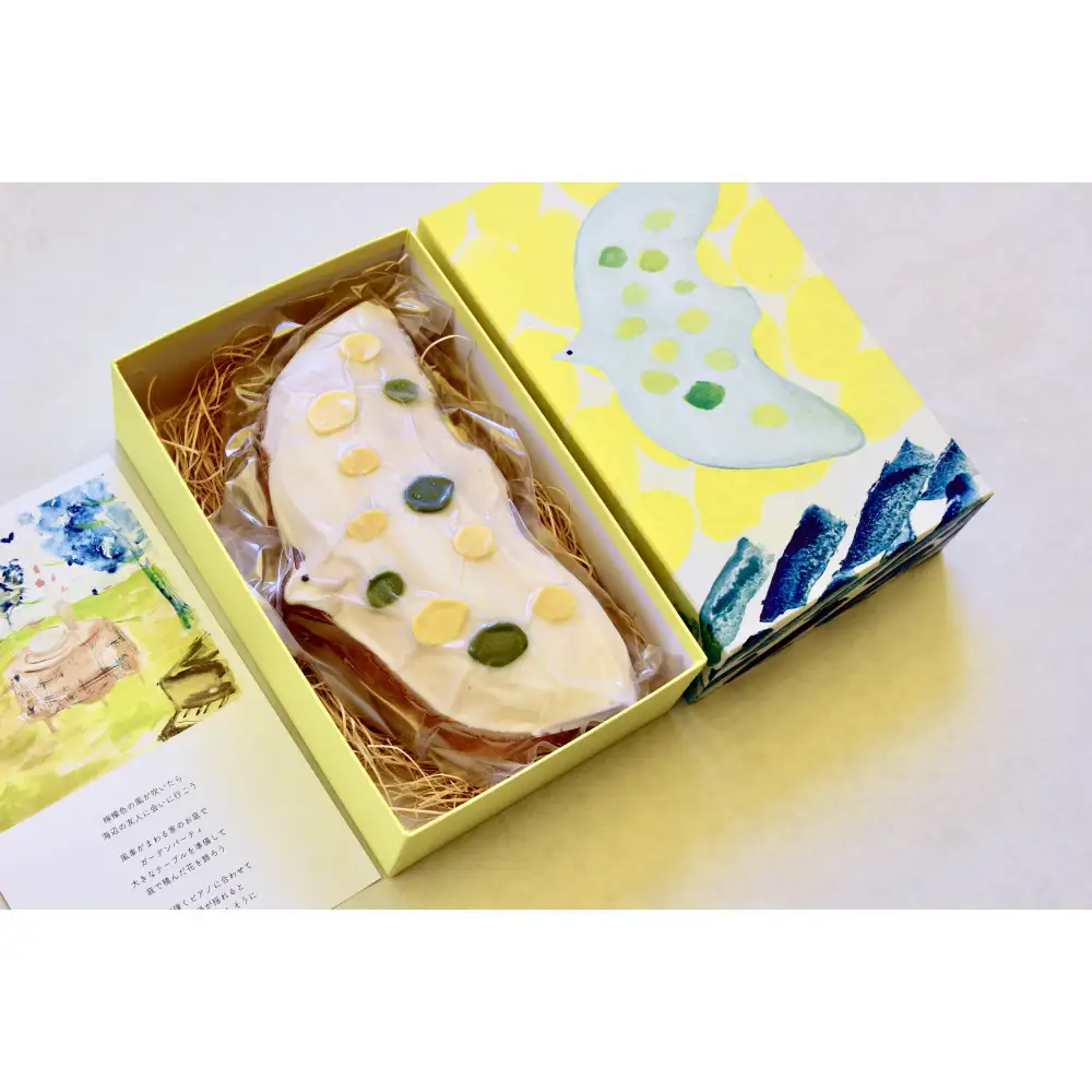 尾道産レモンのレモンケーキ「檸檬色の風」
