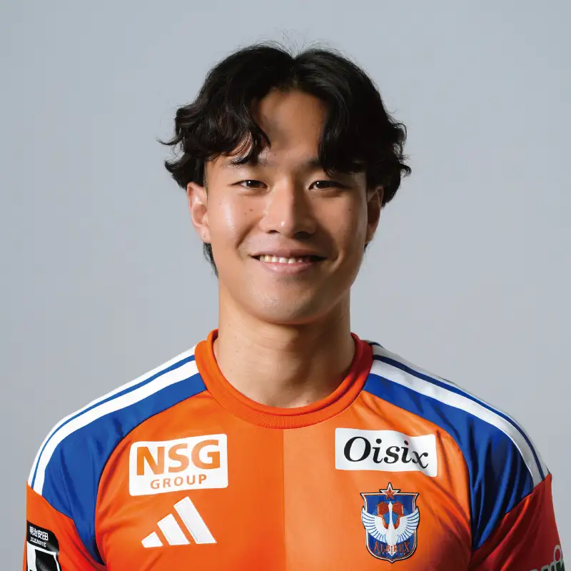 アルビレックス新潟 落合 陸選手メッセージ入りブロマイド写真＋全選手サイン入りユニフォーム Mサイズ