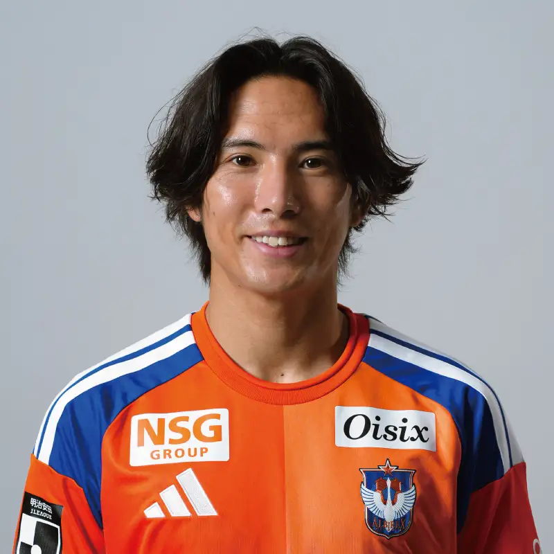 アルビレックス新潟 前田 椋介選手メッセージ入りブロマイド写真＋全選手サイン入りユニフォーム Mサイズ