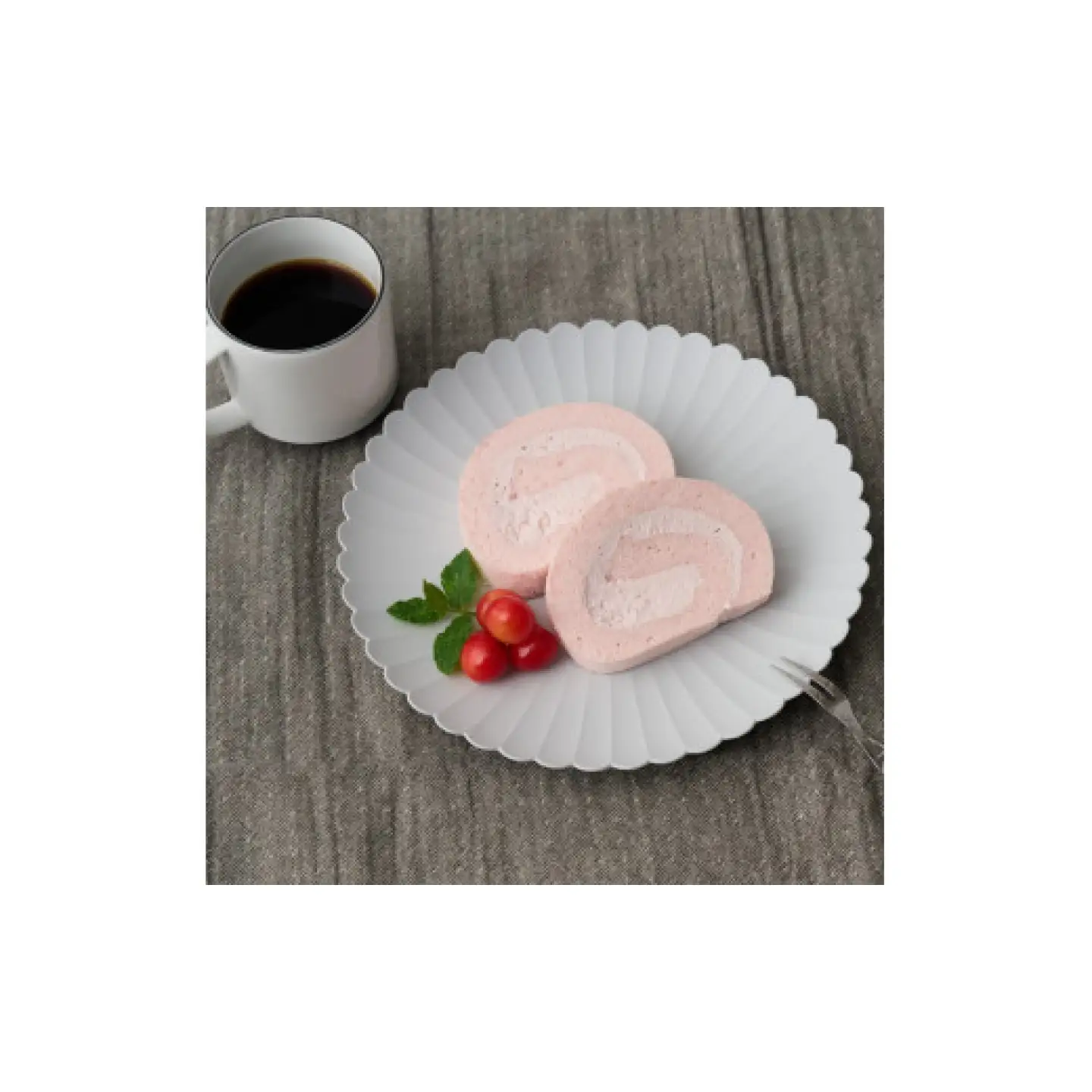 赤の煌めき ラズベリーロール / 米粉 グルテンフリー ロールケーキ お菓子 スイーツ / 佐賀県 / コメコロールズ[41AJBQ003]