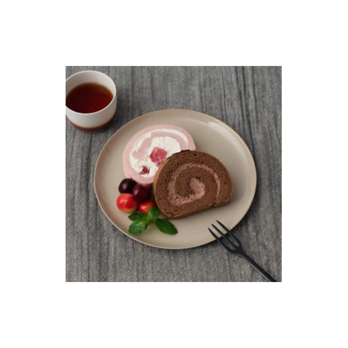 贅沢ロール 4本セット / 米粉 グルテンフリー ロールケーキ お菓子 スイーツ / 佐賀県 / コメコロールズ[41AJBQ017]
