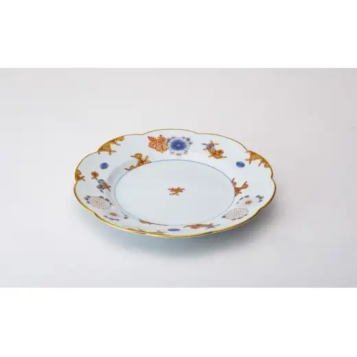 有田焼 菊七宝 ペア盛皿【深川製磁】食器 器 うつわ 皿 プレート 取り皿 飾り皿 おめでたい お正月 お祝い 縁起物 和食器 aa055