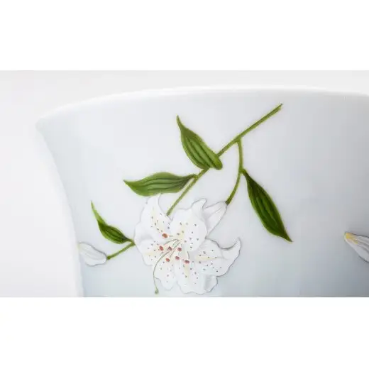 有田焼 白百合 フラワーベース【深川製磁】花器 花瓶 食器 器 うつわ 伝統工芸 磁器 陶磁器 モダン シンプル 白 ホワイト | 110000円 11万円 | aa059