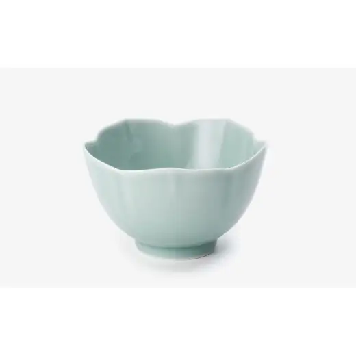 有田焼 笹青磁 ペア桔梗型中付【深川製磁】食器 器 うつわ 小鉢 セット 和食器 伝統工芸 青磁 シンプル 上品 使いやすい aa065