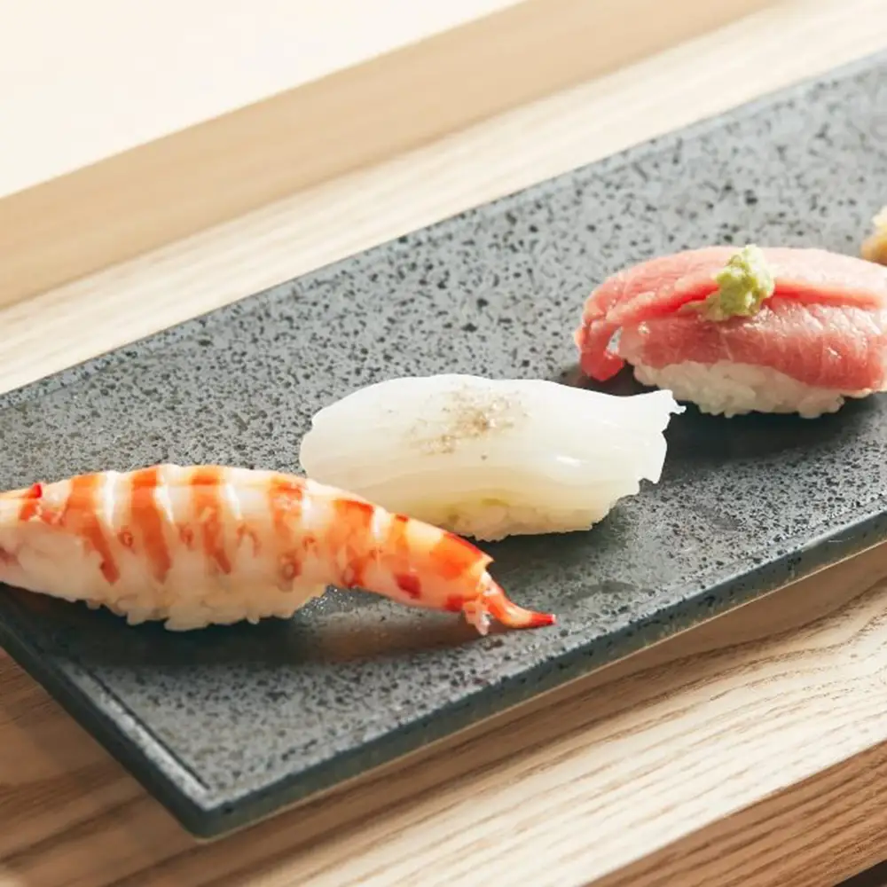 別館すし処「神の前」　料理長おまかせ寿司懐石コースお食事券(2名様1組)　