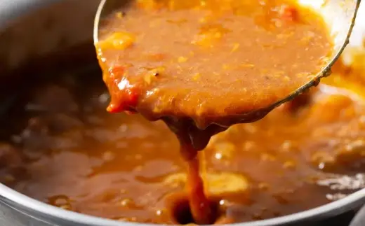 ＜ R8年熊本地震復興支援 ＞【 冷凍 】 元祖熊本豚足カレー （ 中辛口 ／ 200g × 5個 ） カレー カレーライス 冷凍カレー 豚足カレー 熊本豚足カレー 豚足 コラーゲン お肉 肉 ニク にく 豚肉 豚 冷凍食品 元祖
