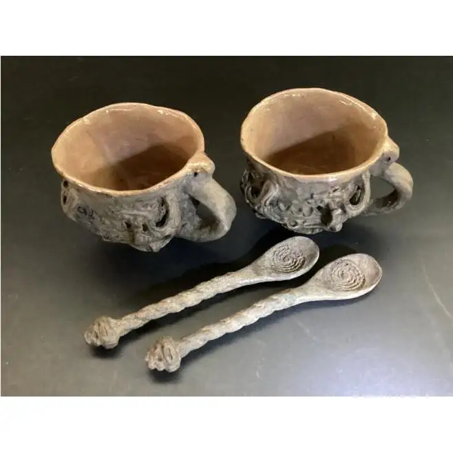縄文・火焔型土器のコーヒーカップ・マグカップ+縄文スプーン　2個セット　7.5cm×174ｇ 手作り 工芸品 食器 新潟市