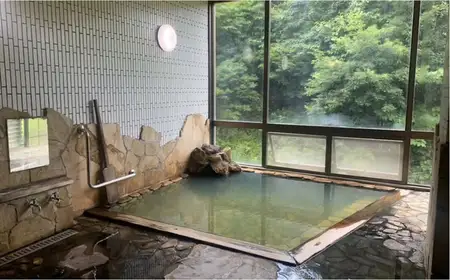 せせらぎの宿「吉野屋」ペア宿泊券