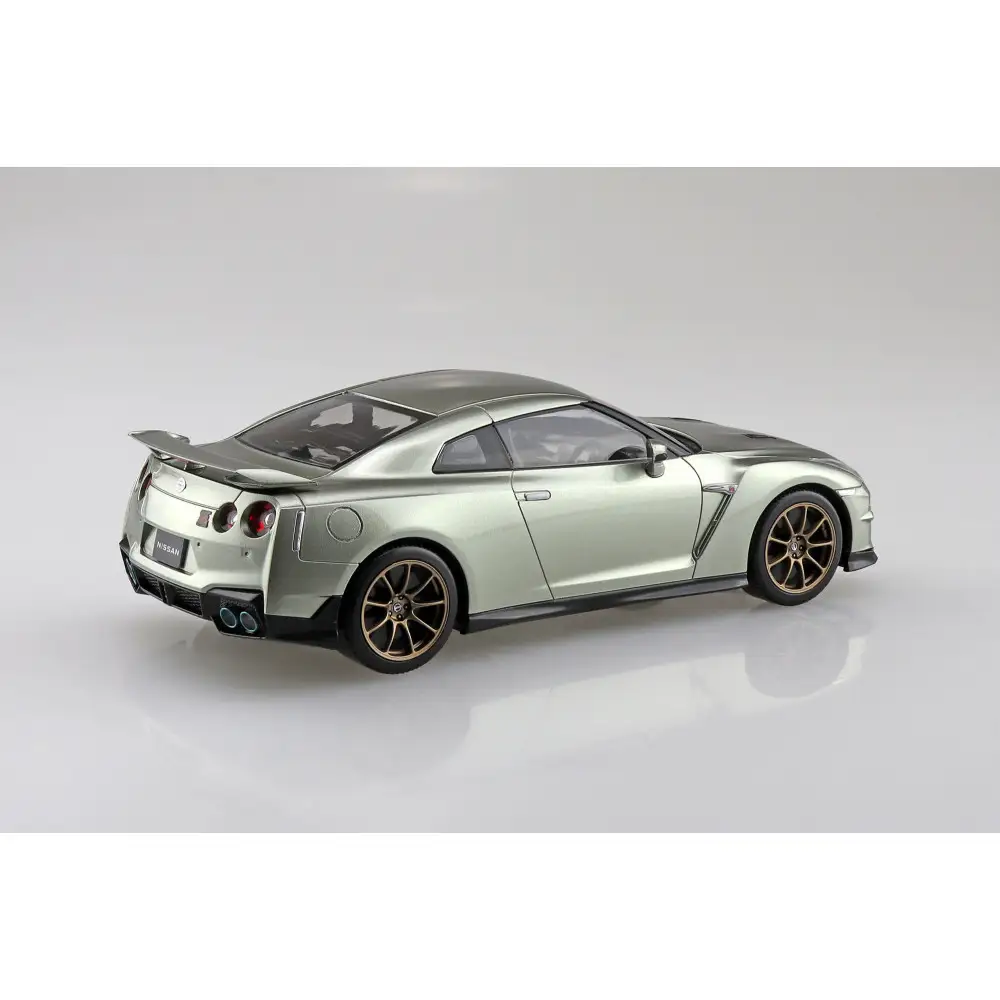 ニッサン R35 NISSAN GT-R 2024(ミレニアムジェイド)