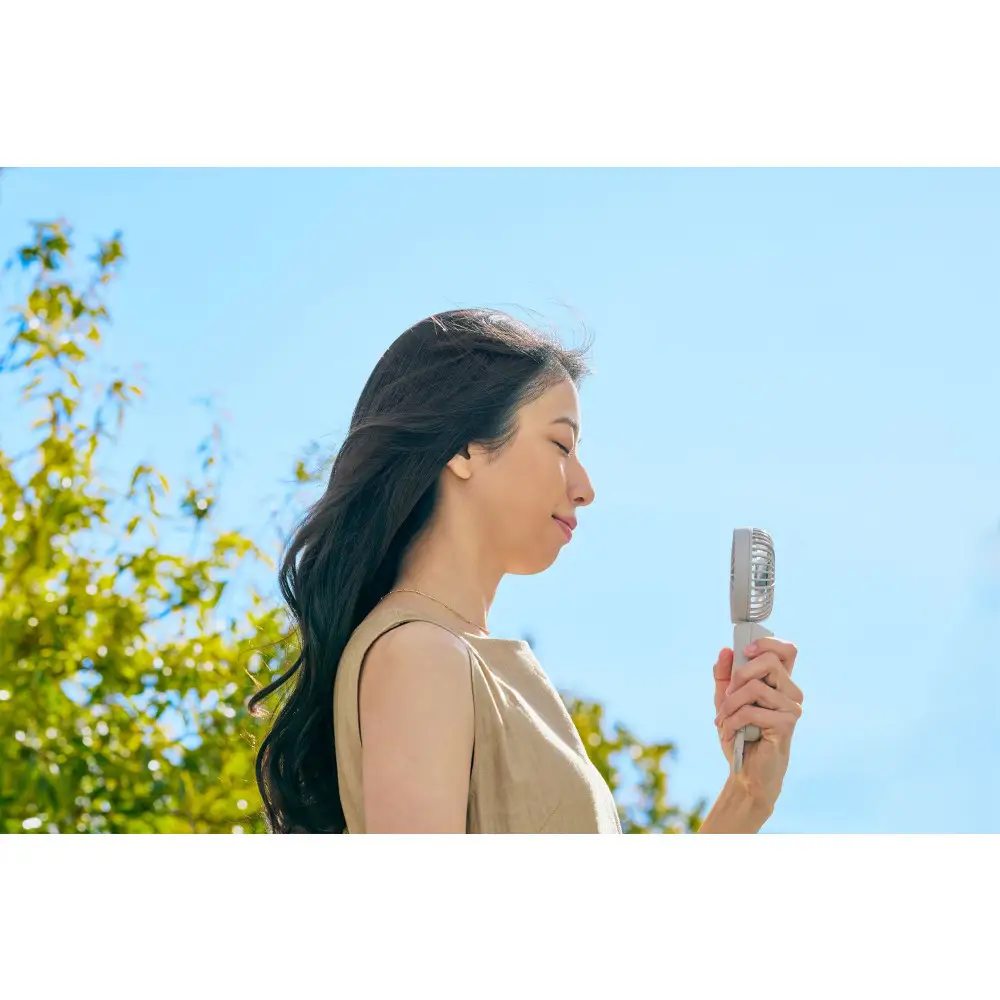 リズム大風量2重反転ハンディファンSilky Wind Mobile 4＜グレーベージュ＞【11100-2683】