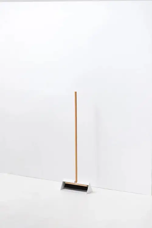 P114　BRUSHUP/トライアングル（ホワイト）