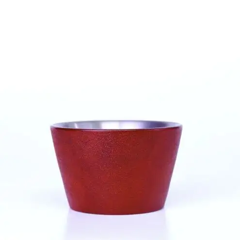 チタン製酒器 ぐいのみ  高桑製作所 一枚絞(ひとひらしぼり) 本漆・朱乾漆塗り【グッドデザイン賞受賞】【職人技・特許製法】 チタン ぐいのみ 東京都 大田区