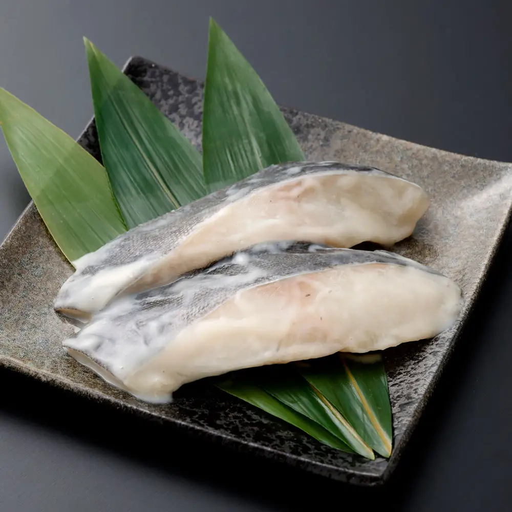 銀ダラ粕漬け 2切 × 4 （ 約640g ） 合計8切 銀ダラ 銀鱈 鱈 たら タラ 魚 魚類 魚介 魚介類 酒粕 切り身 個包装 真空パック おかず お惣菜 惣菜 おつまみ 酒の肴 冷凍