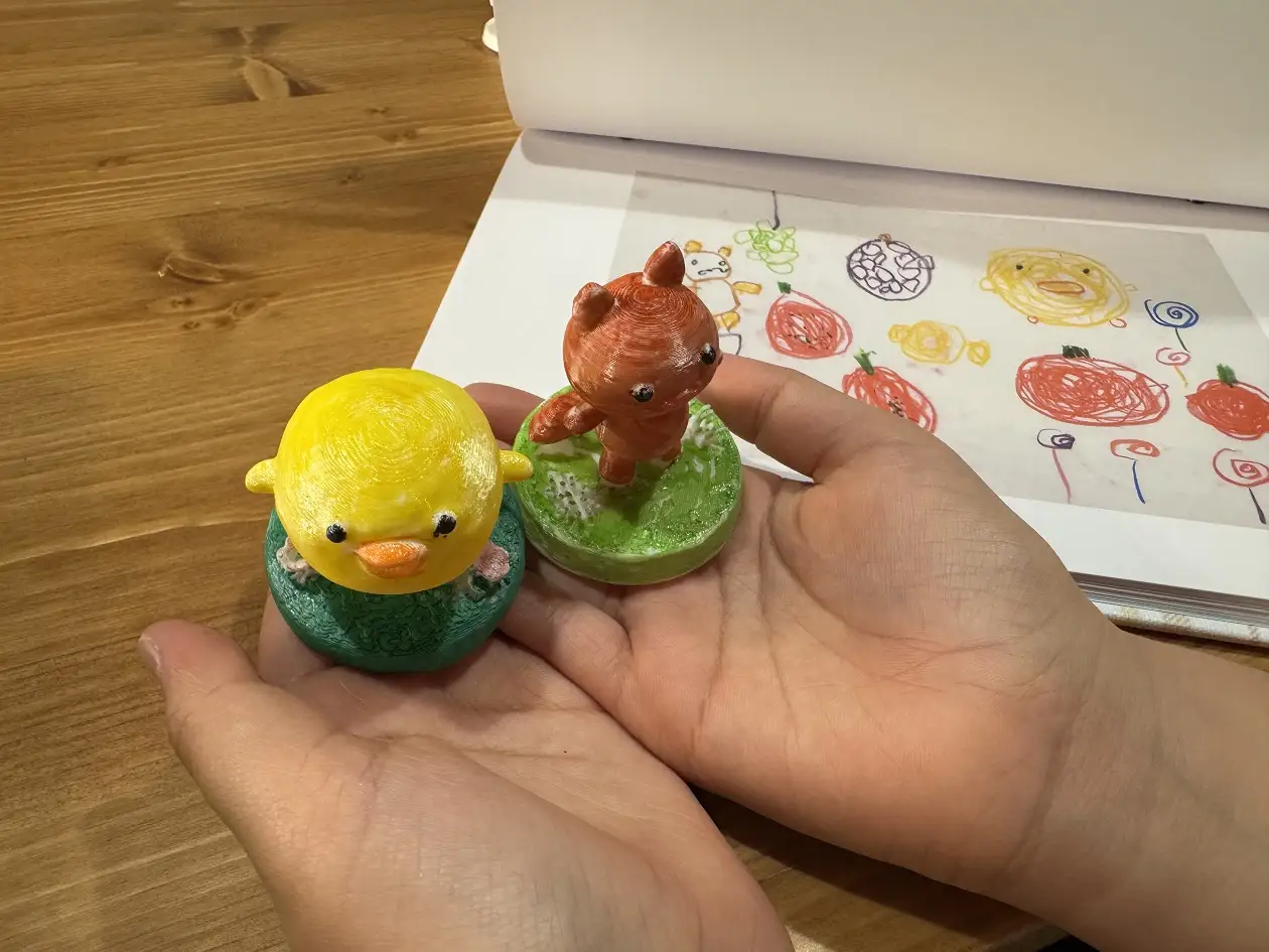 子どもの作品を本・動画・立体で残す まんてんキッズアート【お試しプラン利用券】10-114