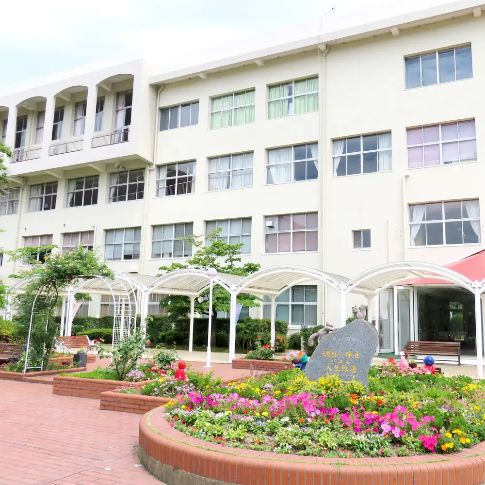 【 返礼品なし 】 「 福岡こども短期大学 」 支援寄附金 （ 100,000円分 ） 寄附のみ 応援寄附金 社会貢献 支援活動 教育 支援 寄附 応援
