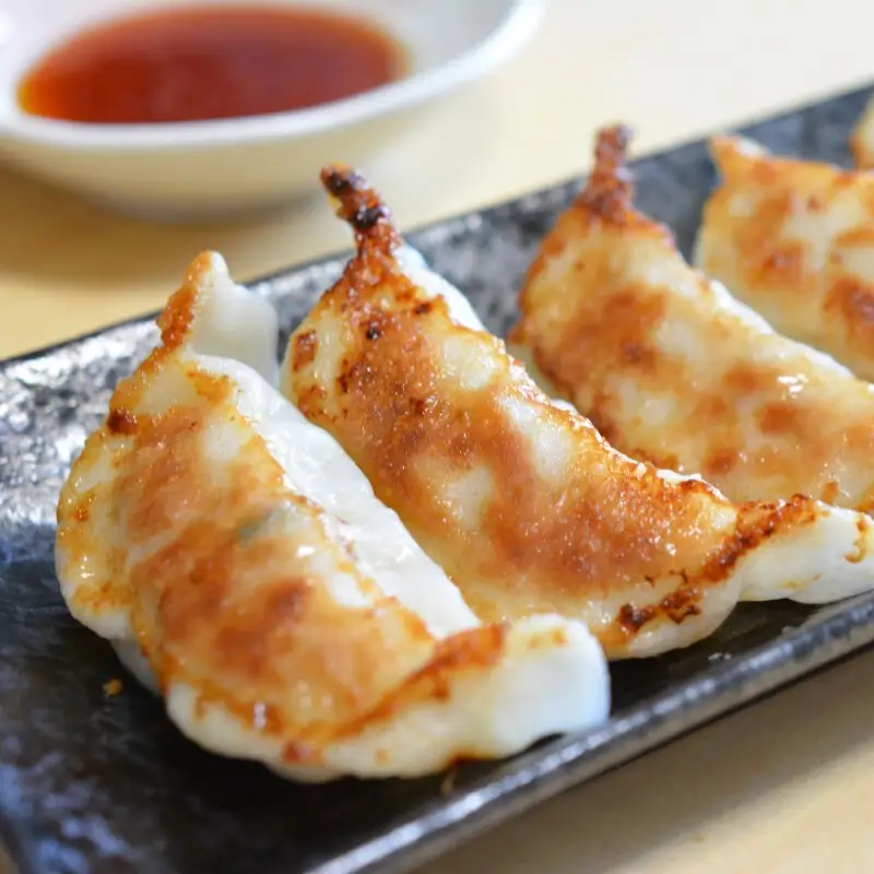 【蟻月】白のもつ鍋と福耳餃子18個セット