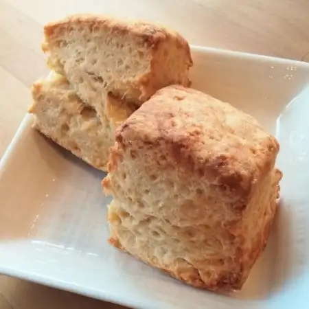 古代小麦スペルトで焼いた田舎パン2種と焼き菓子のセット 計5個【配送不可地域：離島】【1786514】