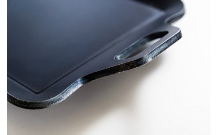 究極の極厚グリルプレート【厚さ6mm・小サイズ20cm×27cm・ソロ用】アウトドア（キャンプやBBQ）で大活躍☆IH可 